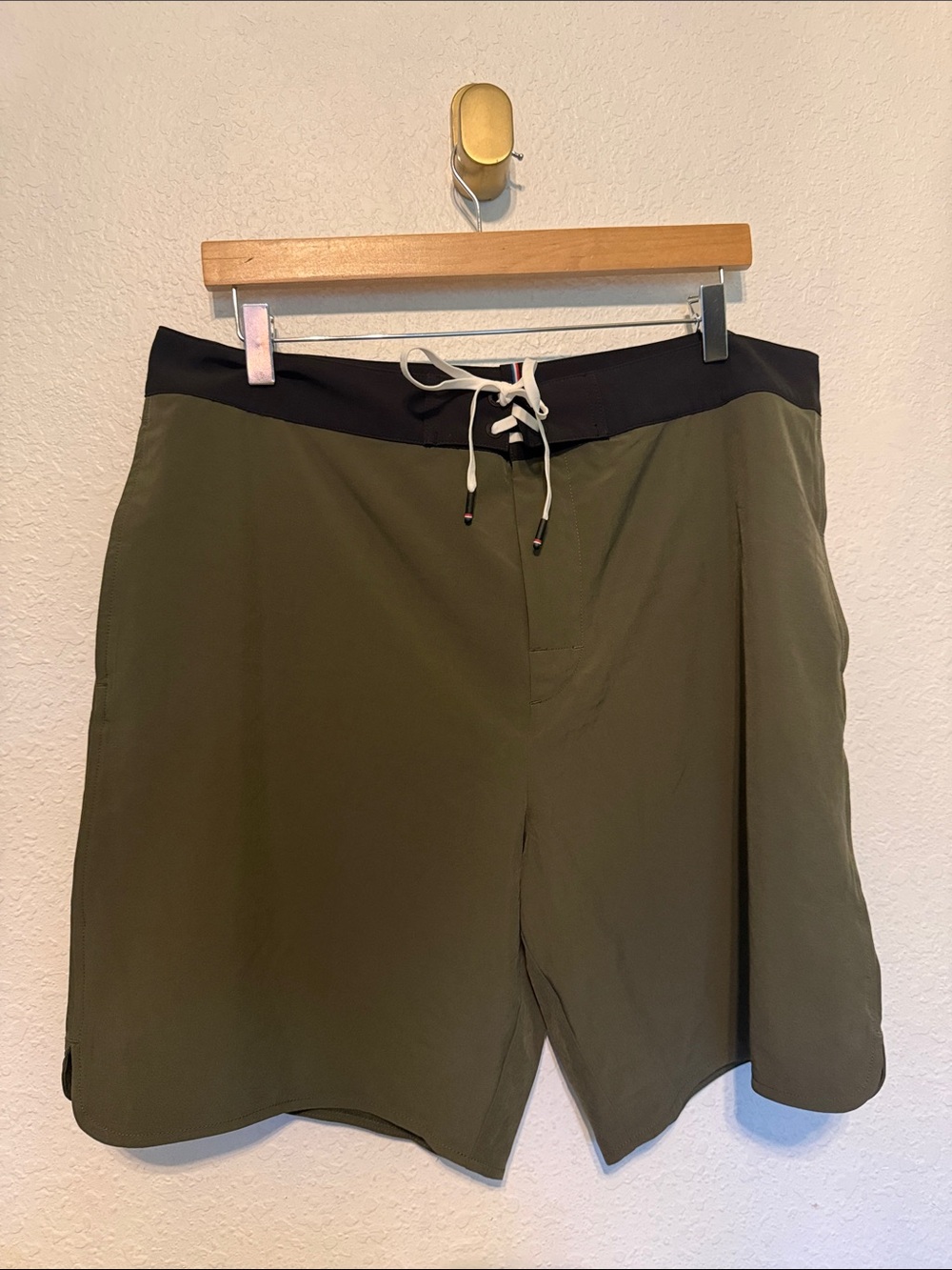 NWT FourLaps Board Shorts 36